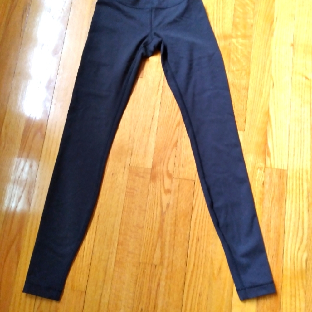Lululemon leggings black Size 2